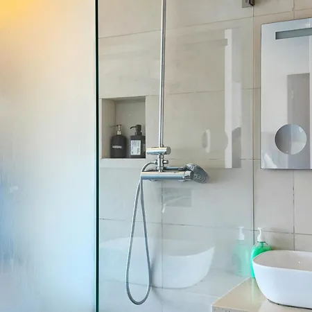 Republica83-lisbonhome Lisbona